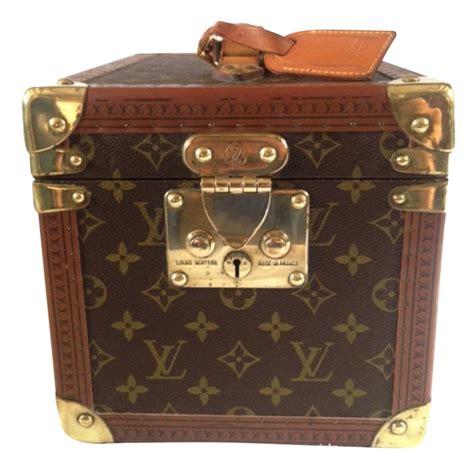 Compiegne 28 leather vanity case Louis Vuitton Brown in Leather .